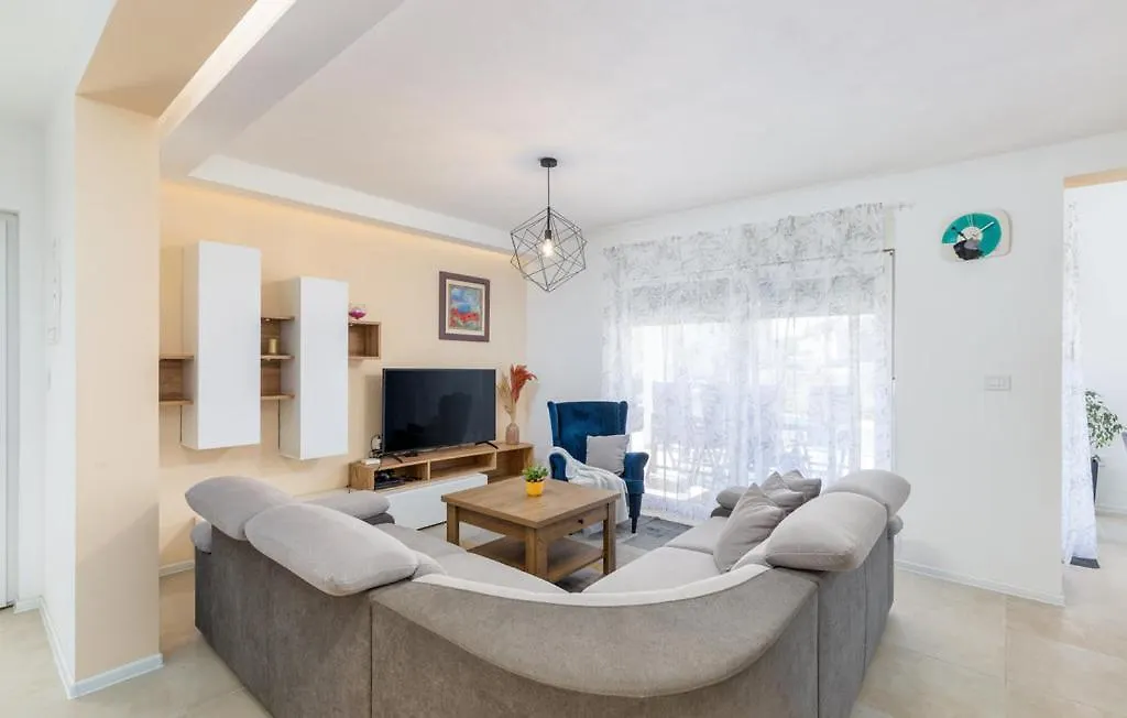 Villa Elfi Pula Croatia