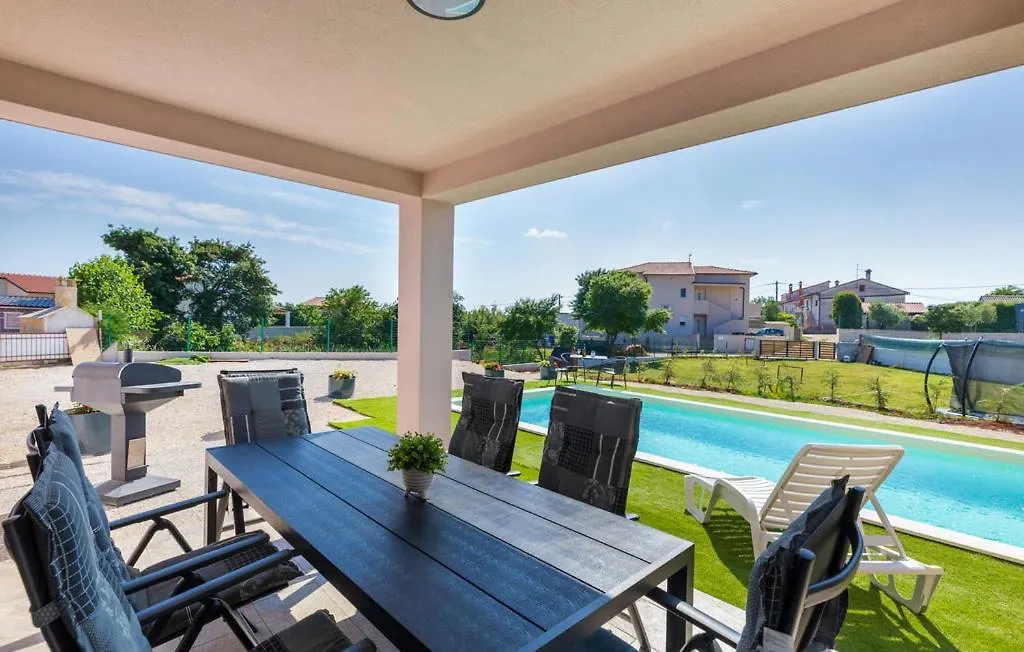 Villa Elfi Pula